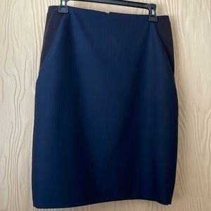 T Tahari navy pencil skirt